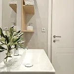 Private Seaside Room-walk To Downtown Apartamento *