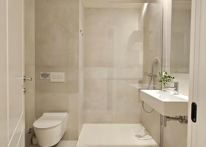 Private Seaside Room-walk To Downtown Appartement Split