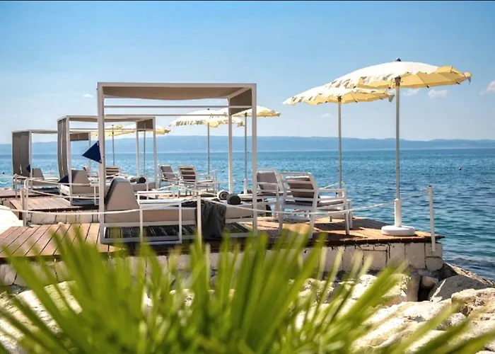 Private Seaside Room-walk To Downtown Appartement Split